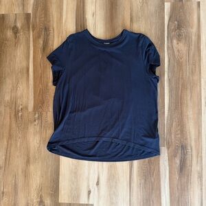 Athleta Navy Short Sleeve Pleated Back Tee – Size Small